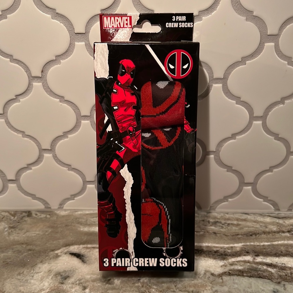 Marvel Deadpool Crew Socks